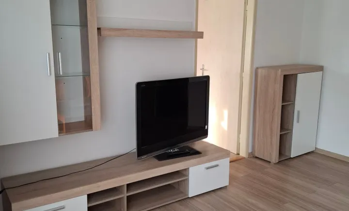 Na prenájom: príjemný 3-izbový byt v centre Nitry – Staré Mesto, Za Ferenitkou