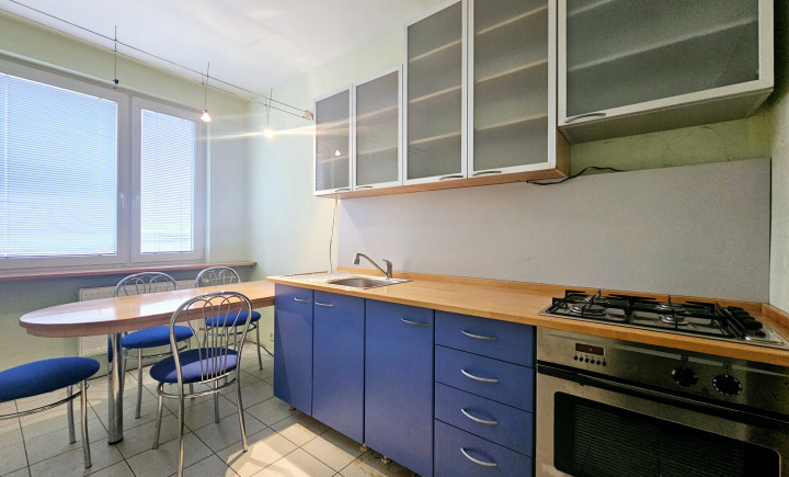 Na predaj 3 izbový byt s BALKÓNOM, Berehovská ulica, Trebišov