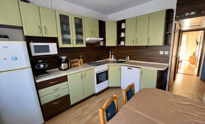 Na predaj priestranný 3-izbový byt s loggiou – Čínska ul, sídlisko Ťahanovce