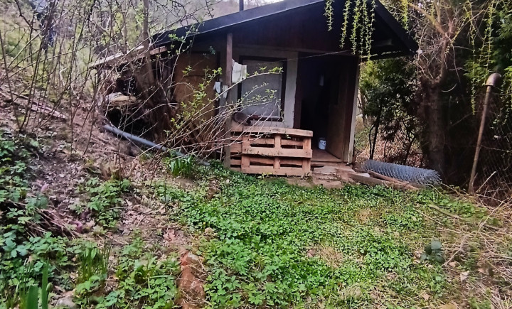 REZERVOVANÉ! Na predaj pekná záhrada s chatkou, Nižný Klátov, Košice  - okolie