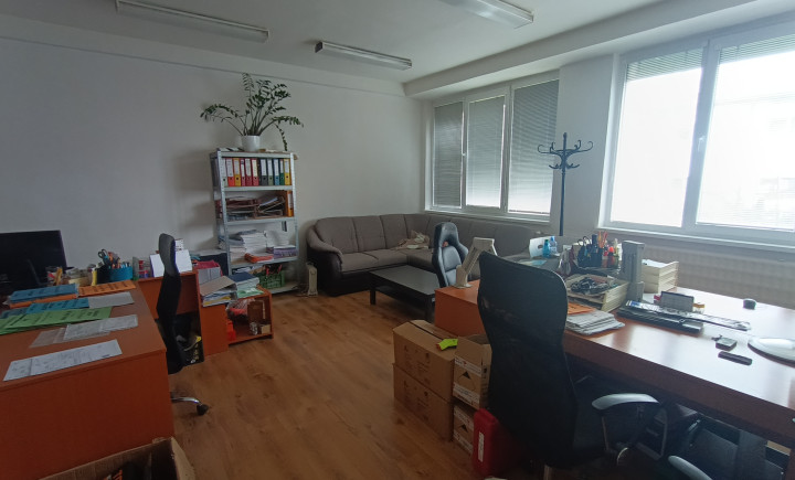 Na prenájom kancelária Nitra Pražská