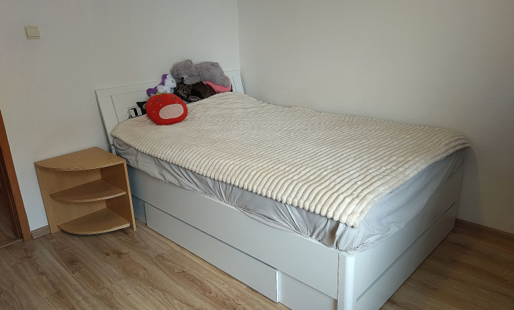 Na prenájom zariadený 2 izbový byt balkón Spartakovská Trnava.