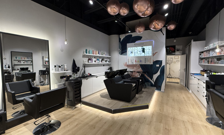 ODSTÚPENIE ZABEHNUTÉHO HAIR & BEAUTY ŠTÚDIA V CENTRE KOŠÍC