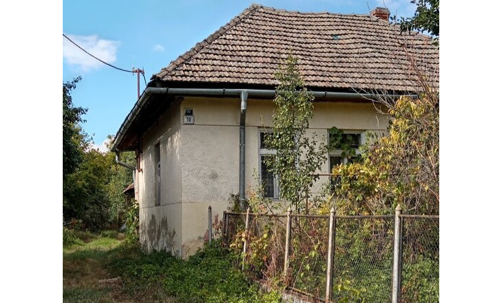 Na predaj rodinný  dom s pozemkom, Oborín, okres Michalovce