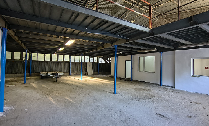 SKLADOVÁ HALA NA PRENÁJOM – 530 m² | MONTOVANÁ PLECHOVÁ HALA