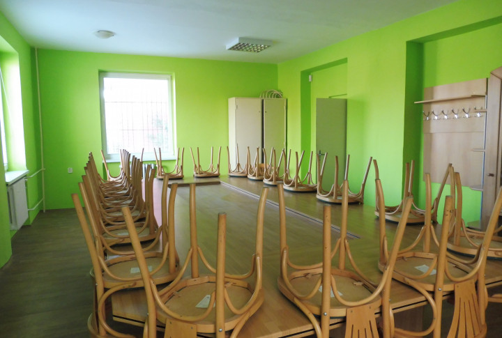 Na prenájom kancelária 42 m2, Alejová, Juh, Košice IV