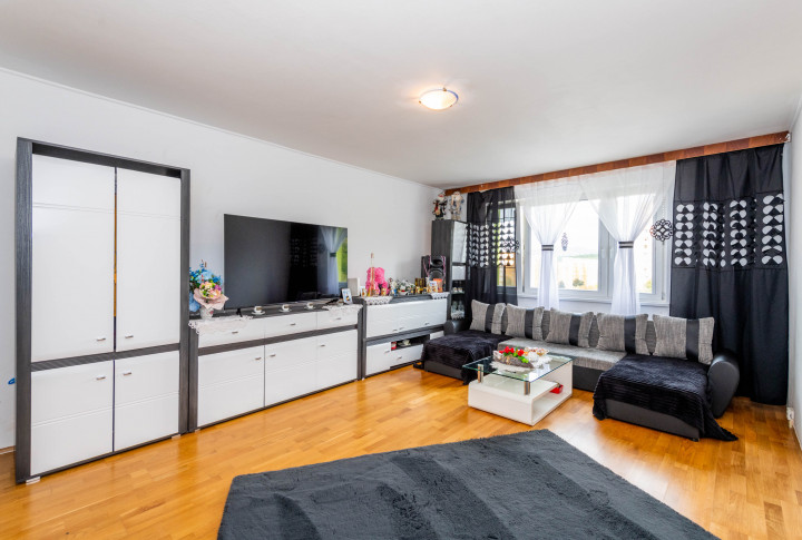 Na predaj 4-izb.byt, loggia, 80m2, Pekinská, Košice-Ťahanovce