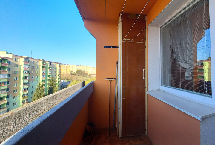 SLNEČNÝ 3 IZBOVÝ BYT S BALKÓNOM 74M2 - NOVOHRADSKÁ