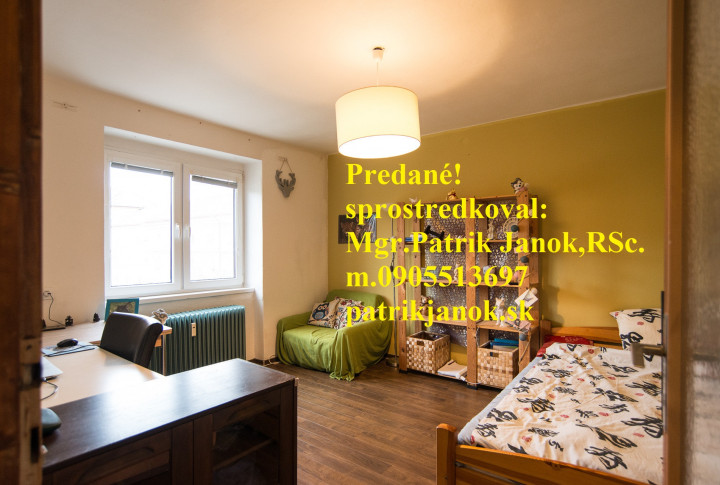 PREDANÉ ! 1-izb.byt Staré mesto, tehla , výťah