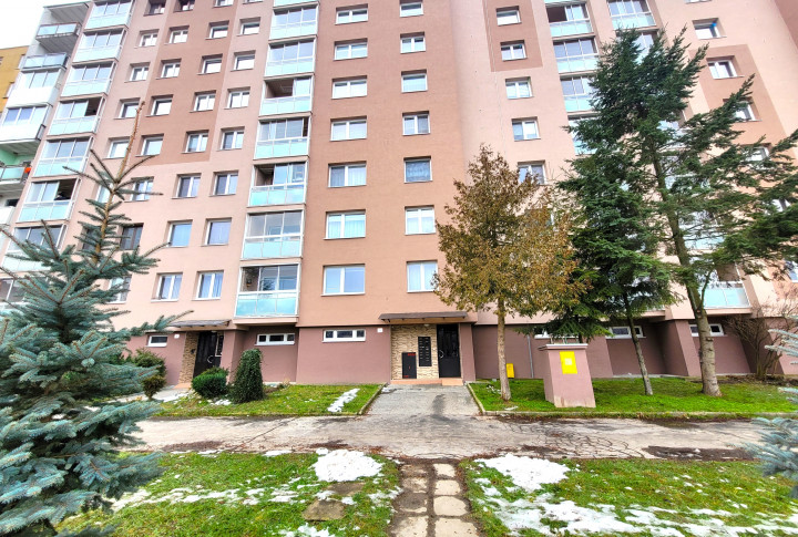 3 IZBOVÝ BYT S BALKÓNOM - SVB