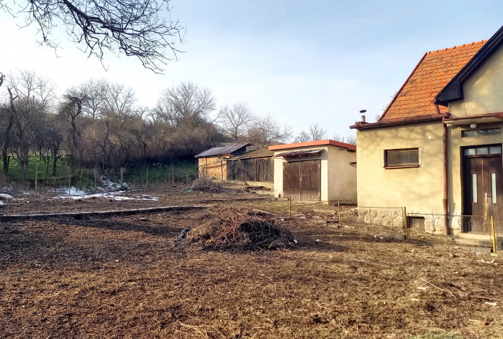 NA PREDAJ 3 IZBOVÝ RODINNÝ DOM - KRUPINA