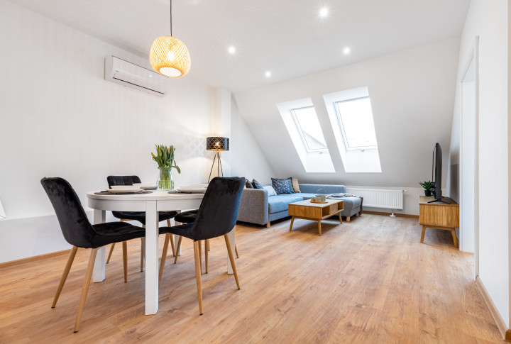 NA PREDAJ 4 IZBOVÝ MEZONET| 92m²+TERASA |BAJZOVA - STARÉ MESTO