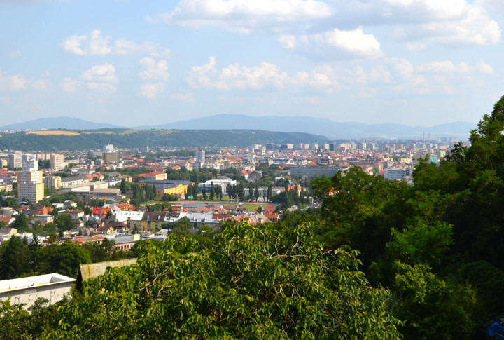 Na predaj pozemok Košice-SEVER, 911m2, voda, elektrina, septik