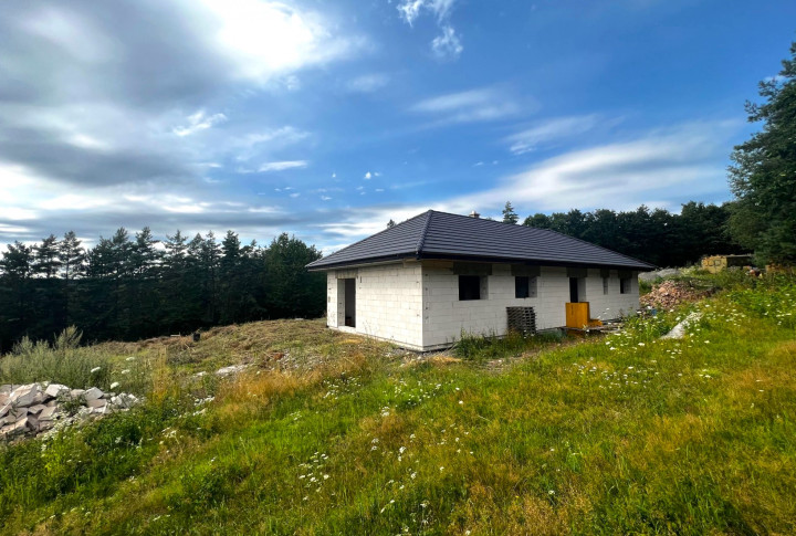 NA PREDAJ 5 IZBOVÝ RODINNÝ DOM - ROZOSTAVANÁ STAVBA , KOPANICE - OKRES KRUPINA