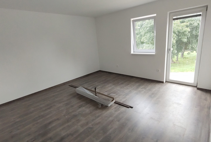 Na prenájom apartmán so samostatným vchodom Cabaj-Čápor