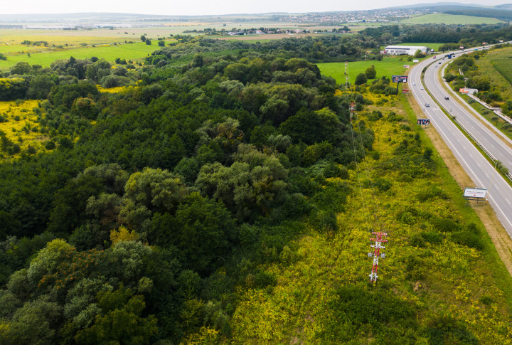 Na predaj pozemok 1.5 ha pri OPTIME