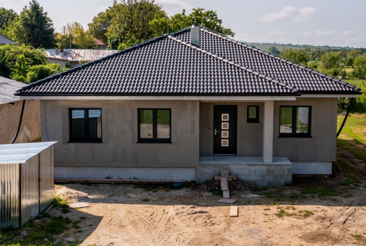 Na predaj vkusná novostavba v malebnej obci Paňa
