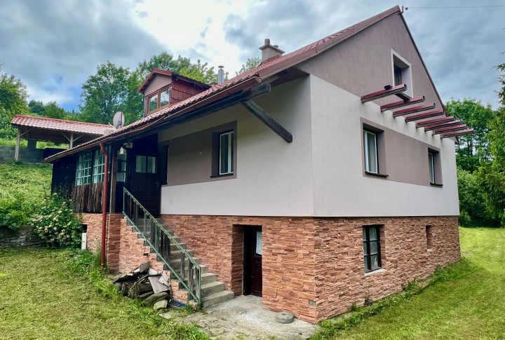 NA PREDAJ RODINNÝ DOM V KRÁSNOM PROSTREDÍ, OBEC MATYSOVÁ