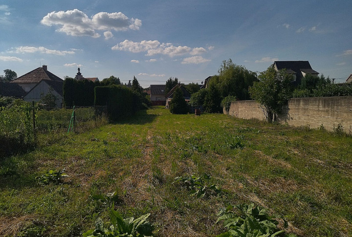Na predaj starší rodinný dom s veľkou záhradou, Jablonica