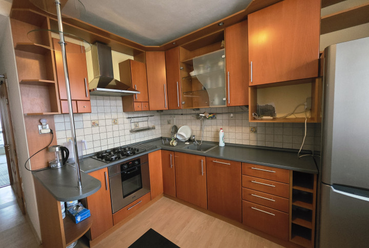 NA PREDAJ 3 - IZBOVÝ BYT S LOGGIOU, BRUSELSKÁ ULICA , ŤAHANOVCE