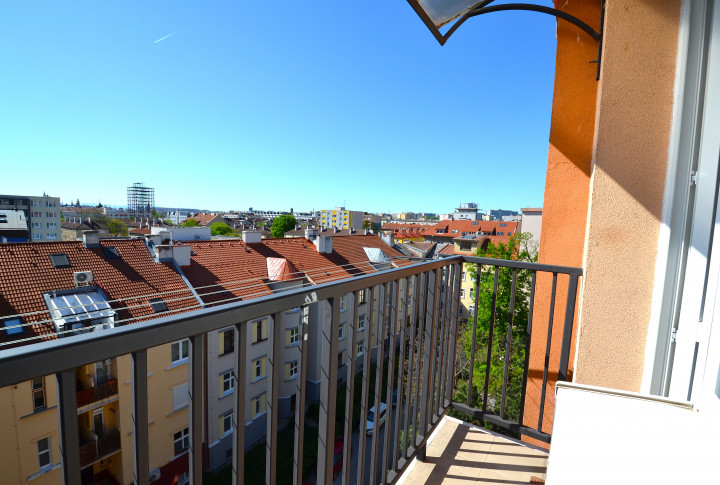 TOP poloha Prenájom 3-izbový byt Košice, Tolstého ulica, výťah, balkón