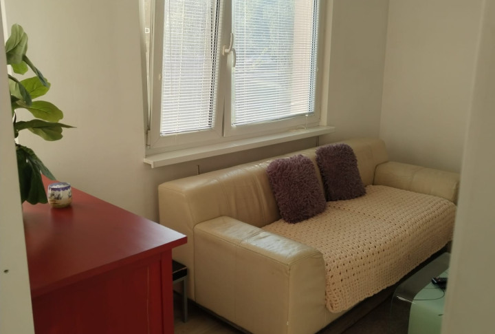 Na prenájom zariadený 2 izbový byt, Beethovenova, Trnava.