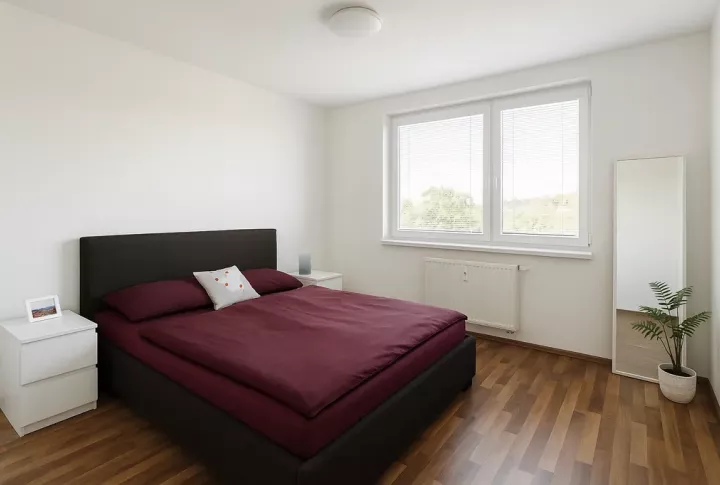 Na prenájom nový veľký 3 izbový byt s balkónom, obec Opoj.