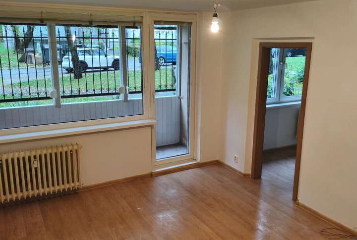 Ponúkame na predaj 2-izbový byt na ulici Rožňavská, KE-Západ