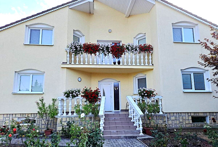 Na Predaj rodinný dom , Kráľovský Chlmec, Trebišov