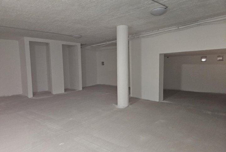 Na prenájom sklad na Levočskej ul. v Prešove bonus parkovanie pre jedno auto v podzemnej garáži zdarma.