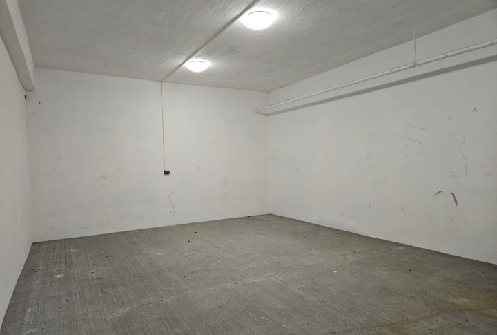 Na prenájom sklad na Levočskej ul. v Prešove bonus parkovanie pre jedno auto v podzemnej garáži zdarma.