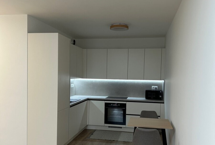 Na prenájom úplne nový 2 izbový byt, balkón, Cisárky, Sereď