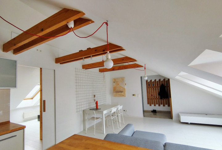 Na prenájom zariadený 2 izbový byt, ul. d. Sandtnera, Pezinok