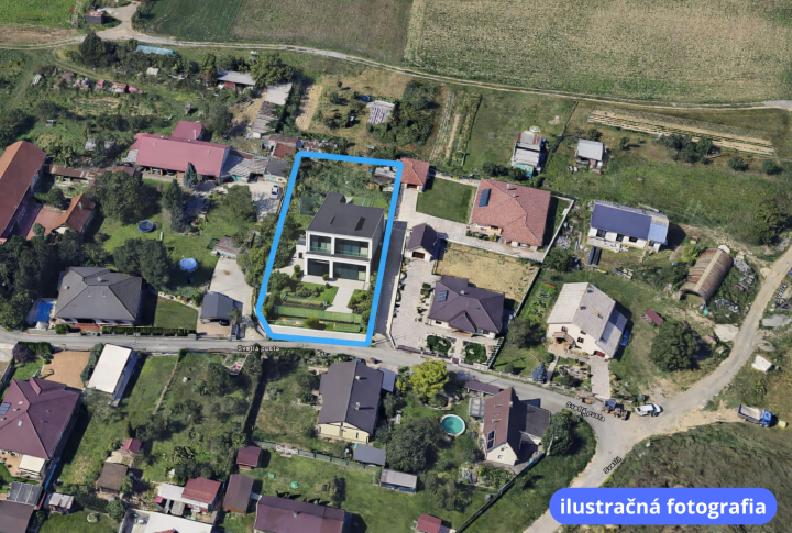 NA PREDAJ VEĽKÝ POZEMOK S RODINNÝM DOMOM | 1 666m² | BARCA