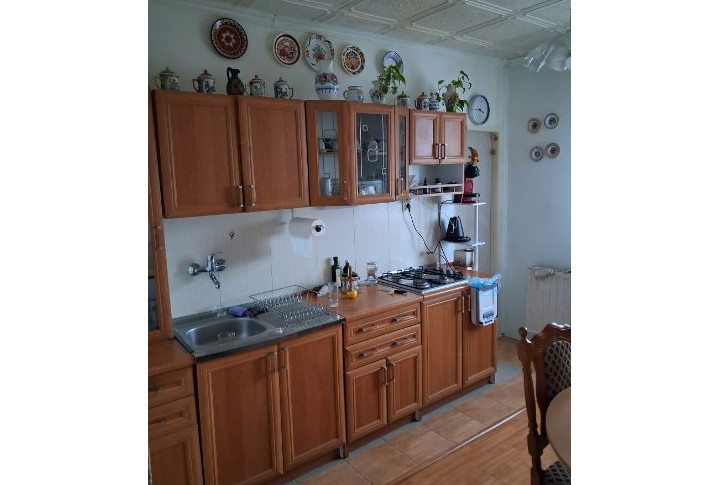 Na prenájom 3 izbový zariadený byt balkón, Lieskové, Cerová.