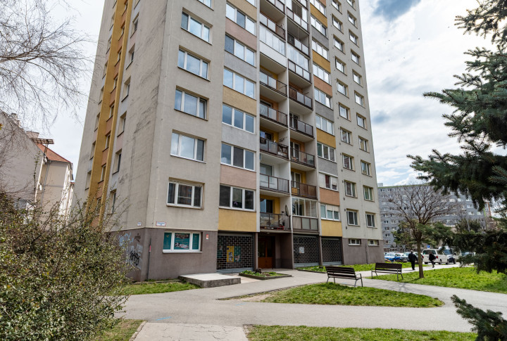 Na predaj 3 izbový byt, Košice Juh, Fibichova ul.